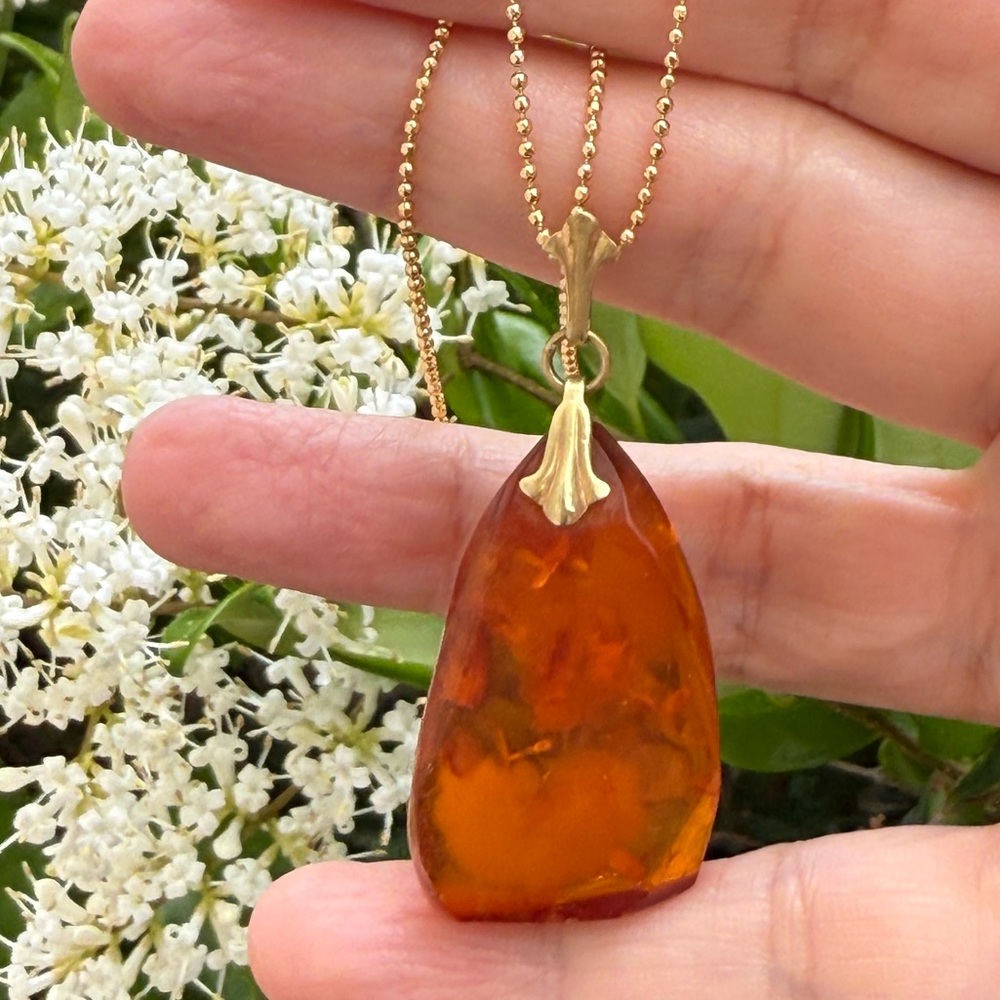 Natural Baltic amber pendant 18K gold plated adjustable chain - Picture 2 of 11